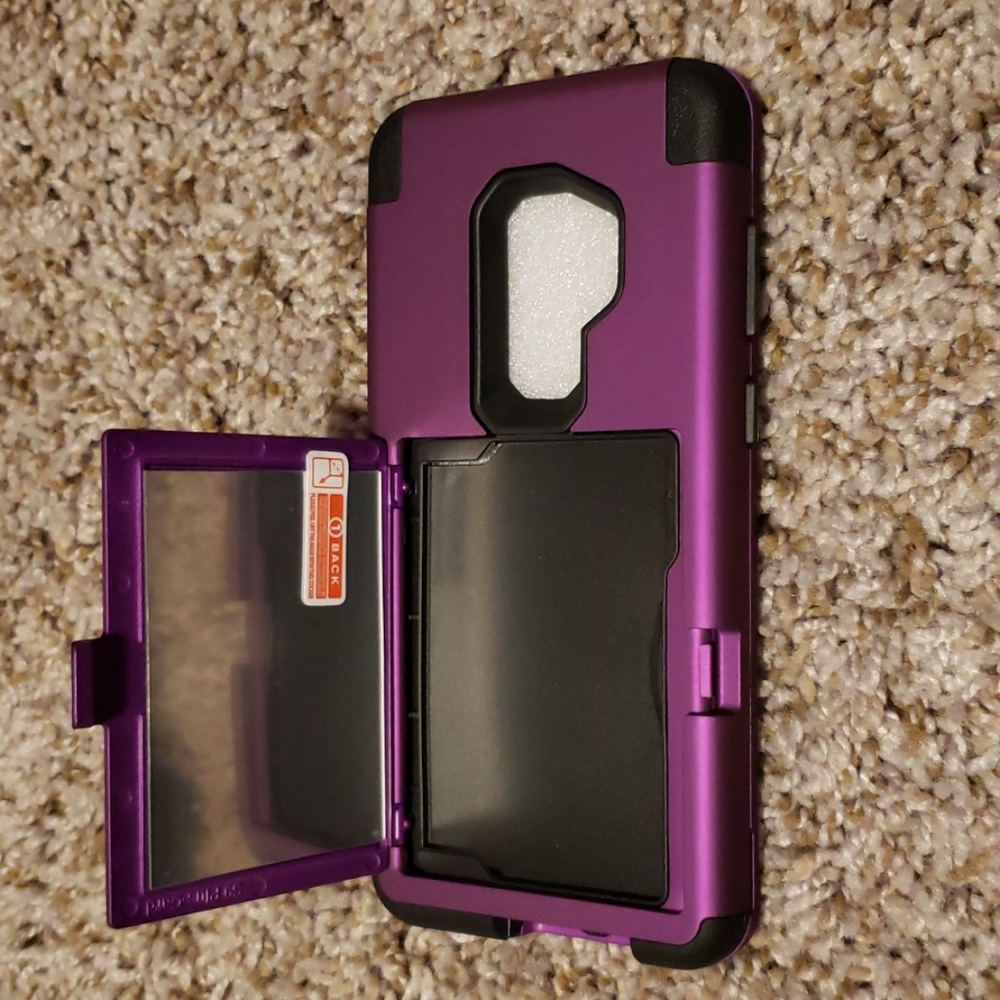 Phone case - Picture 3 of 3